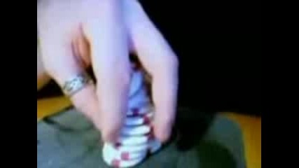 Трикове с чипове за покер 