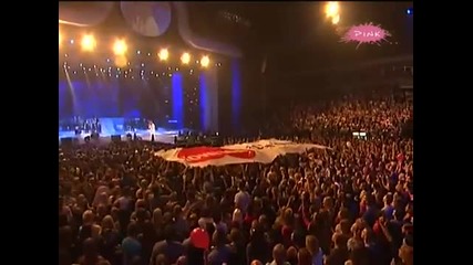 Lepa Brena - Evo zima ce ( Koncert Bg Arena 2011 )
