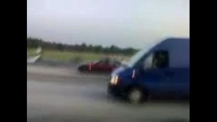 Bmw 320 vs Mercedes Sprinter 212 