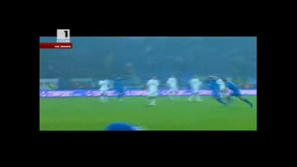 Гара Дембеле Се Радва Като Дете 