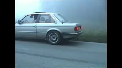 Bmw e30 325i burnout 