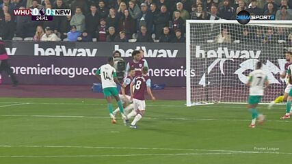 West Ham United vs. Newcastle United - 1st Half Highlights