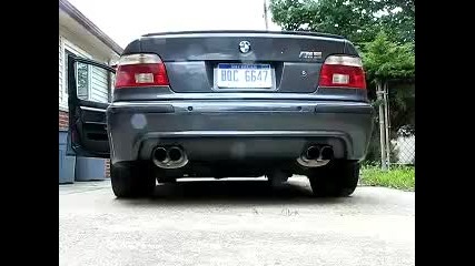 Звук на Bmw M5