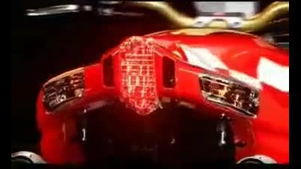 Superbike Aprilia Tuono 1000r Commercial video 
