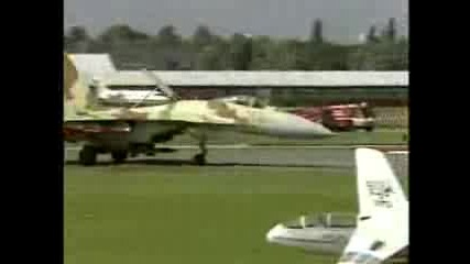 Свръх Маневрения Су 35
