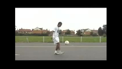 Jeremy Lynch Amazing Football Freestyle