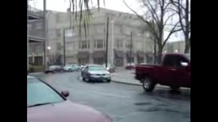 Така Се Изпреварва!!! 