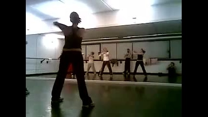 rihanna - disturbia (dance) 