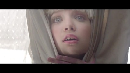 ♫ Sia - Chandelier ( Official Video) превод & текст