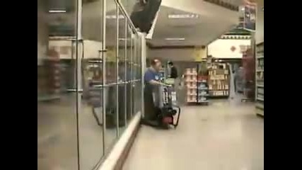 Tourettes Guy at the grocery store