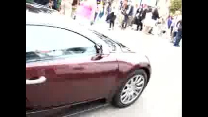 Paris Hilton Кара Bugatti Veyron