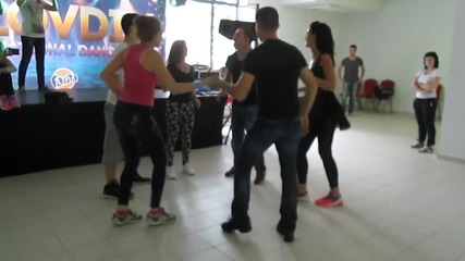 Workshop 3 - Salsa con Miguel - Rueda
