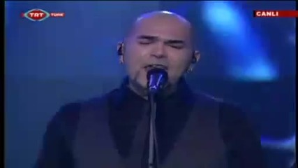 Eurovision 2011 Turkey - Yuksek Sadakat - Live It Up