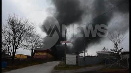 Цех за производство на стиропор се запали в Горна Оряховица