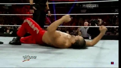 The Shield hits a Triple Powerbomb on The Great Khali