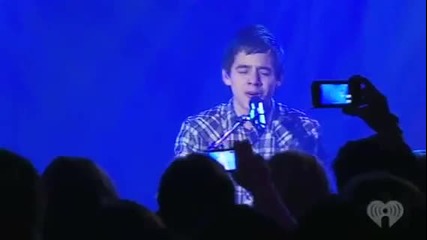 David Archuleta covers A Thousand Miles at Stripped (live) 