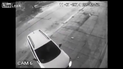 Жена спасява автомобила си от нагли крадци