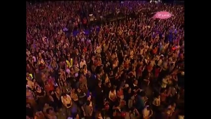 Lepa Brena - Pozeli srecu drugima ( Koncert Bg Arena 2011 )