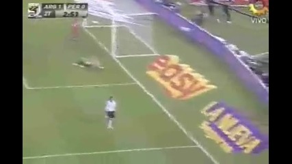 Argentina vs Peru |1 - 0| Gol Huguain [hq] (10.10.09)