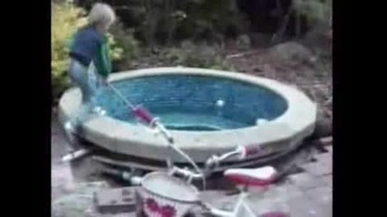 (Най - Смешните) - Инциденти Случвали Се Със Чаветата !