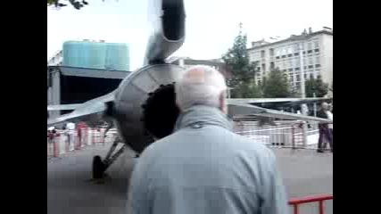 F - 16