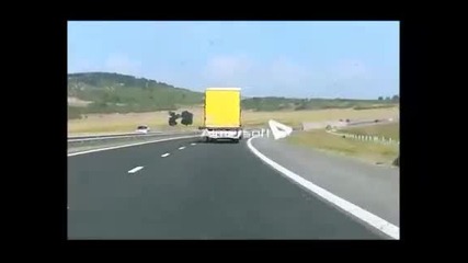 Ненормално каране на камион по магистралата