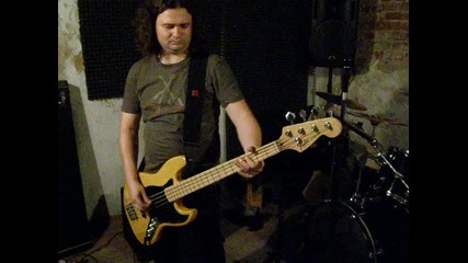 Fender Precision Replica Review