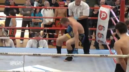 Amazing 360 Knockout Kick