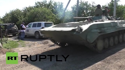 Ukraine: DPR withdraws military vehicles from front-line under OSCE observation