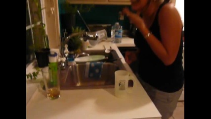 Jenny and Andrea attempt the cinnamon challenge