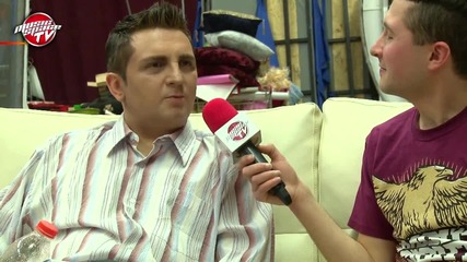 Алекс Кожухаров в Като две капки вода: Харесва ми да съм Рей Чарлс