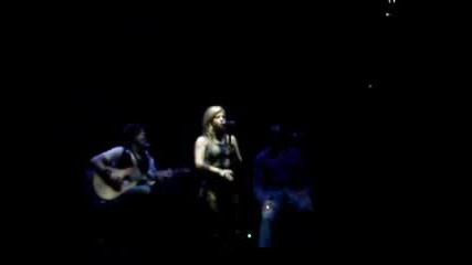 Kelly Clarkson Why Live Manchester Evening News Arena March 2006 