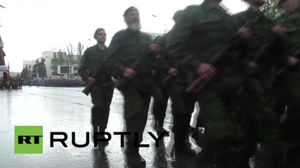 Ukraine: Victory Day Parade defiantly held in Donetsk