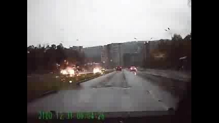 Lightning hits the Suv