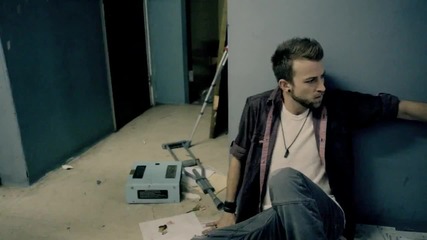Paramore - Monster ( Official video ) * Високо качество )