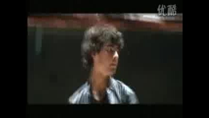 Jonas Brothers - Paranoid [oficial Movie]