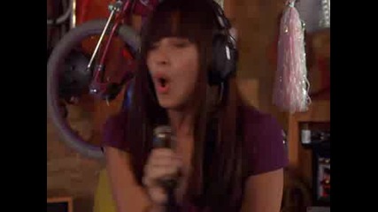 Glavnite Geroini Ot Camp Rock .wmv