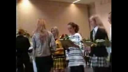Tokio Hotel I Roditelite Na Bliznacite.flv