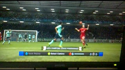 Strahoten gol na Luis Suarez (pes 11) 