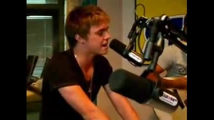 Jesse Mccartney - Singing Just So You Know 