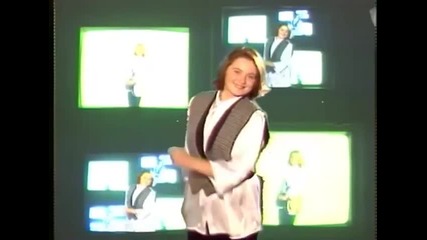 Anica Milenkovic i Juzni Vetar - Ocarana devojcica (Official Video)