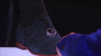 Smoothini- Street Magician Mystifies With a Shoelace - America's Got Talent 2014