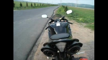 Yamaha R1