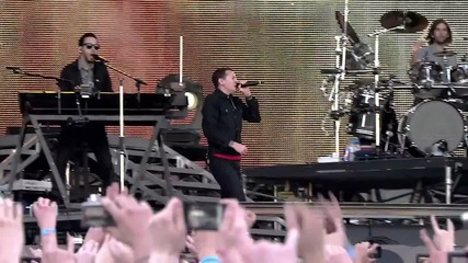 Linkin Park - "new Divide"