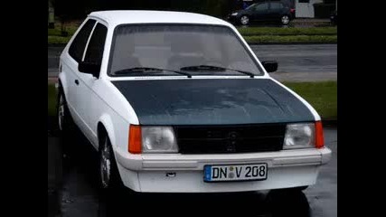 Opel Kadett Среща