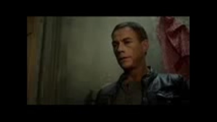 Готин кадър от филма 6 Куршума (2012)
