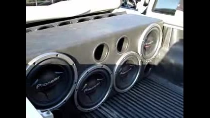 4 Pioneer Bass