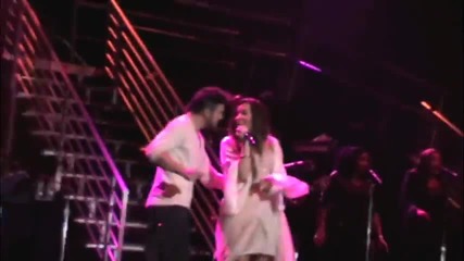 На живо!!! Demi Lovato Together Live at Hammerstein Ballroom in Nyc Hd 9-17-11