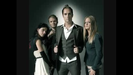 Skillet - Whispers in the dark