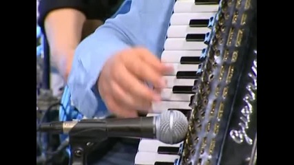 Halid Beslic - Pozuri - (LIVE) - Sto da ne - (TvDmSat 2009)